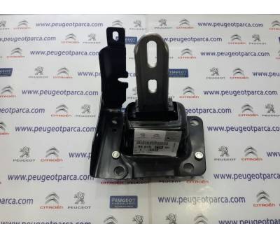 PEUGEOT 207 MOTOR TAKOZU 9801521580