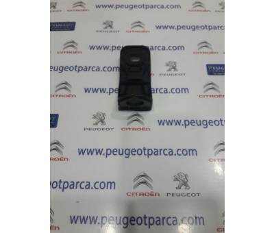 PEUGEOT 301 KLİMA RADYATÖR BAĞLANTI AYAĞI 9674994480